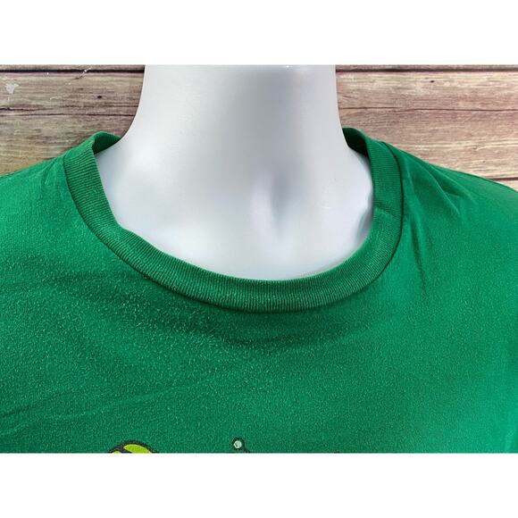 MICKEYS Malt Liquor Promo Shirt GET STUNG! 2004 XL Hybrid Brand 8 Ball 40oz - Picture 5 of 10